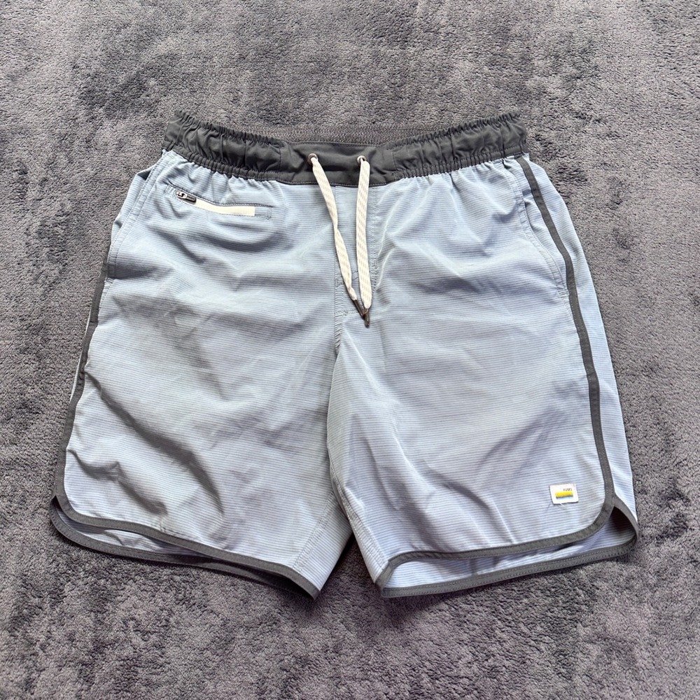 Vuori Banks Performance Shorts Mens Small Blue Micro Stripe 7" Inseam